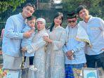Rayakan-Lebaran-2023-Keluarga-Haji-Faisal-Ziarah-ke-Makam-Orangtua-Gala-Sky.jpg