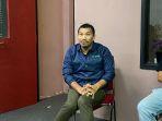 Ronny-Imanuel-saat-mengunjungi-kantor-Tribun-Manadosdhdfhdfh.jpg