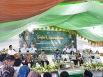 Yusra Alhabsyi Sambut Gubernur Sulut Yulius Selvanus Saat Safari Ramadan di Kelurahan Inobonto
