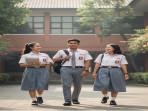 SISWA-SMA-Ilustrasi-siswa-SMA-Berikut-daftar-6-SMA-terbaik-di-Jawa-Tengah.jpg