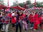 Sejumlah-kader-PDIP-Sulut-akar-rumput-menyebut-hut-ke-51-PDIP-adalah-momen0oi.jpg