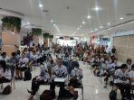 Sekitar-100-guru-TK-SD-SMP-se-Kota-Manado-ikut-lomba-cerdas-cermat-di-Lippo.jpg