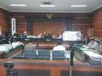 Dalam Keadaan Sakit, Sekum GMIM Evert Tangel Hadiri Sidang Dugaan Korupsi Dana Hibah di PN Manado