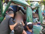 Sopir-truk-tewas-tertimpa-crane-saat-tidur-pulas.jpg