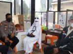 Sosok-wanita-misterius-yang-meresahkan-warga-diamankan-jajaran-Polres-Pringsewu-Lampung-SFGGG.jpg