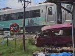Terjadi-kecelakaan-di-perlintasan-kereta-api-tanpa-palang-pintu-dadsd.jpg