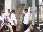Wali-Kota-Bitung-Hengky-Honandar-kebakaran-agf.jpg