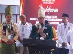 Wenny-Rendy-saat-konferensi-pers-di-KPU-Kotamobagu-Sulawesi-Utara-6.jpg