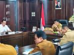 Yulius-Selvanus-Komaling-YSK-menghadiri-Rapat-Umum-Pemegang-Saham-RUPS.jpg