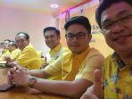 adrian-paruntu-ajak-anak-milenial-gunakan-hak-pilih-dan-tidak-golput.jpg