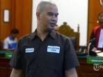 ahmad-dhani-prasetyo-usai-mengikuti-sidang-di-pengadilan-negeri-surabaya.jpg