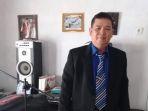 alexander-werupangkey-guru-smk-ichthus-manado.jpg