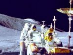 astronot-di-bulan_20180205_161214.jpg