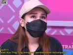 ayu-ting-ting-menangis-tanggapi-banyaknya-bullyan-yang-selama-ini-ia-terima.jpg