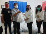 bagikan-sembako-ke-satpam-dan-cs.jpg