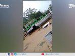 banjir-bandang-melanda-kecamatan-pameungpeuk-kabupaten-garut.jpg