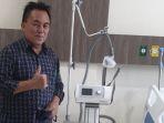 bantuan-kemanusiaan-diserahkan-melalui-utusan-direktur-rs-boy-wajong.jpg