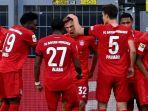 bayern-munchen-taklukkan-lyon.jpg