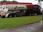 bbm-truk-tangki-pertamina-1111.jpg