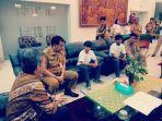 begini-cara-altin-dan-marfrenly-bertahan-hidup.jpg
