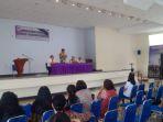 beri-materi-seminar-dan-dialog-wagub-support-sinode-gmim.jpg