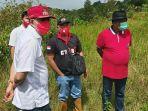 bersama-gubernur-olly-dondokambey-bupati-royke-octavian-roring-kunjungi-kebun-raya-di-makawembang.jpg