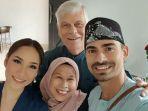 bunga-citra-lestari-dan-ashraf-sinclair-bersama-kakek-dan-nenek-noah-sinclair.jpg