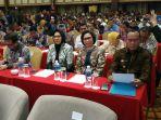 bupati-bolmong-yasti-soepredjo-mokoagow-dalam-rapat-koordinasi-rabu-2312019.jpg