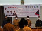 bupati-bolsel-h-iskandar-kamaru-saat-memberikan-sambutan-pada-acara-lokakarya.jpg