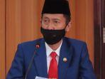 bupati-bolsel-haji-iskandar-kamaru-ketika-menghadiri-rapat-paripurna-235.jpg