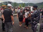 bupati-sangihe-turun-langsung-untuk-melakukan-pemantauanhhjkhj.jpg