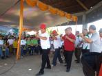 camat-camat-minsel-berjoget_20160414_201308.jpg