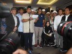capres-nomor-urut-02-prabowo-subianto-tengah-bersama-cawapres-sandiaga-uno.jpg