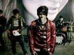 chord-gitar-dan-lirik-lagu-five-minutes-bertahan.jpg