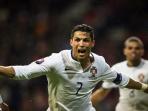 cristiano-ronaldo-cetak-gol-denmark.jpg