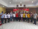 deklarasi-damai-pilkada-serentak-tahun-2020-yang-bertempat-di-ruang-aula-satya-haprabu-polres-minut.jpg