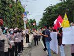 demo-tolak-omnibus-law-cipta-kerja.jpg