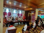 denny-lolong-saat-menyampaikan-orasi-politiknya.jpg