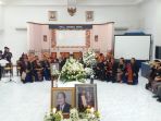 dewan-pers-beri-penghormatan-terakhir-untuk-almarhum-sabam-leo-batubara_20180901_195433.jpg