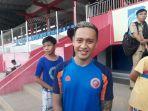 dirga-lasut-latihan-perdana-bersama-sulut-united.jpg