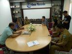 diskominfo-bolsel-kunjungi-markas-tribun-manado.jpg