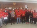 dpc-pdip-minahasa-datangi-polres-minahasa.jpg
