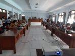dprd-kota-ini-imbau-jangan-ada-anggaran-lem-aibon-rp-82.jpg