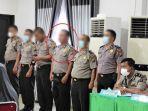 enam-anggota-polsek-kutalimbaru-01.jpg