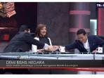 erick-thohir-jabat-tangan-sandiaga-uno.jpg