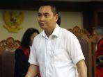 fayakhun-divonis-8-tahun-penjara-dan-denda-rp1-miliar.jpg