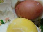 fenomena-telur-di-dalam-telur-ayam-ini-pertama-kali-ditemukan-muhammad-dafa.jpg
