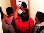 foto-ilustrasi-suami-pergoki-istri-selingkuh-dalam-kamar.jpg