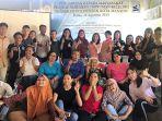 gelar-pkm-polimdo-ajarkan-penjual-keliling-cara-memasarkan-produk-secara-online.jpg