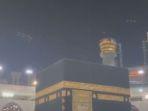 gerombolan-burung-putih-terbang-mengitari-kabah-seperti-tawaf.jpg